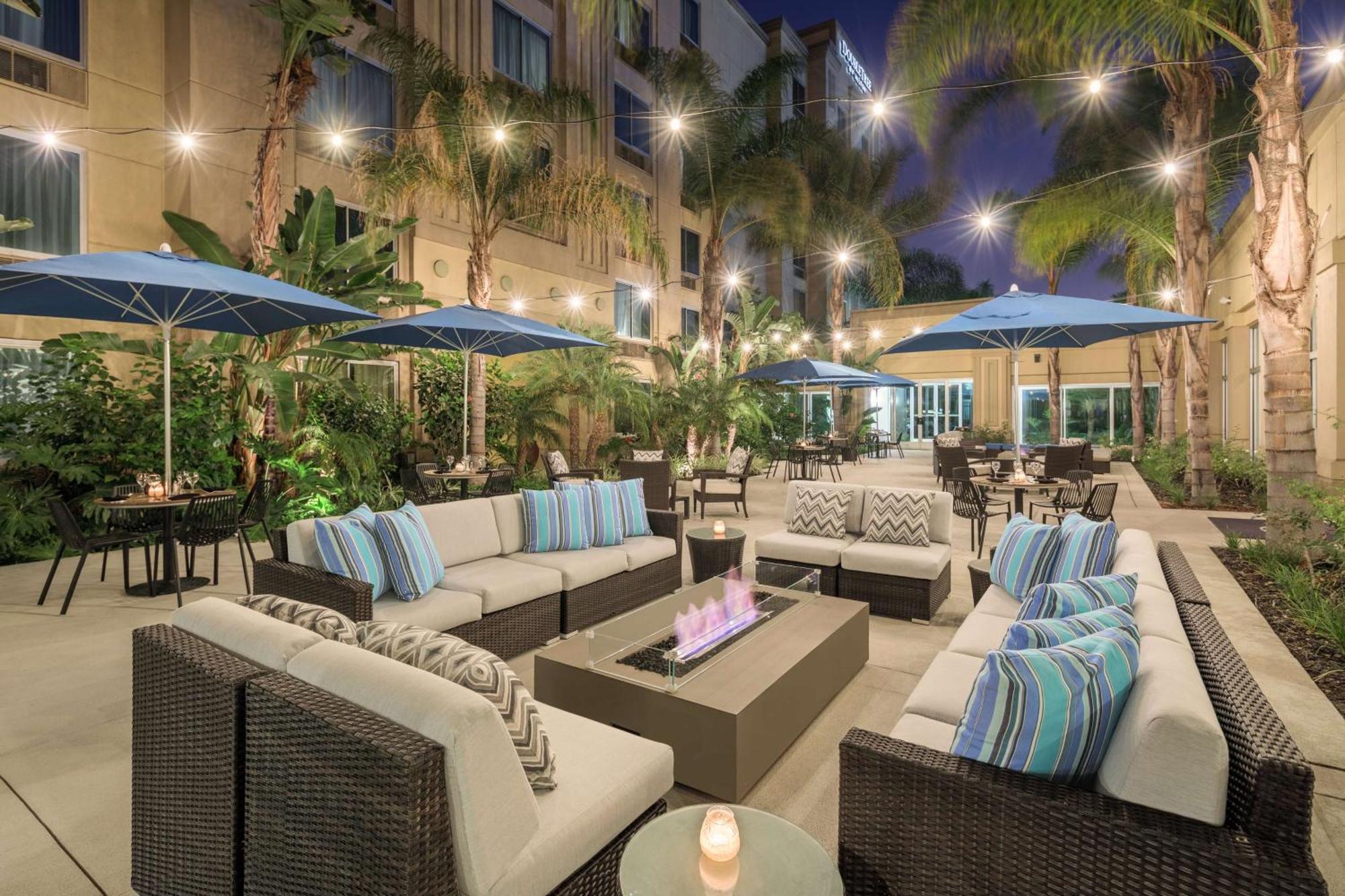 Doubletree By Hilton Los Angeles/Commerce Exterior photo